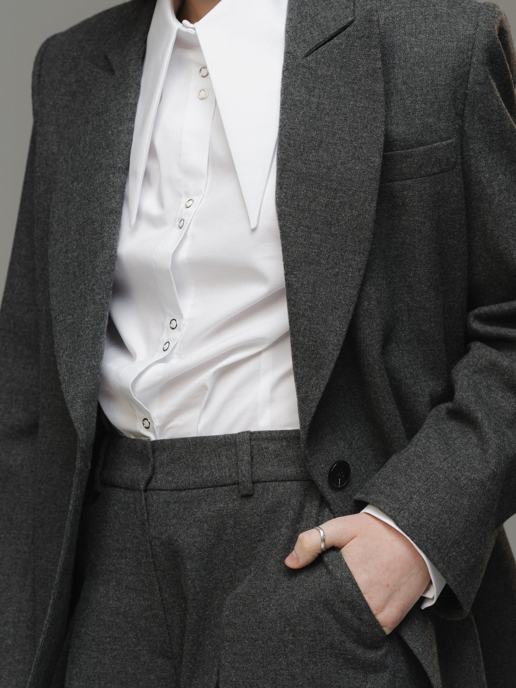 Sacou Classic Signature